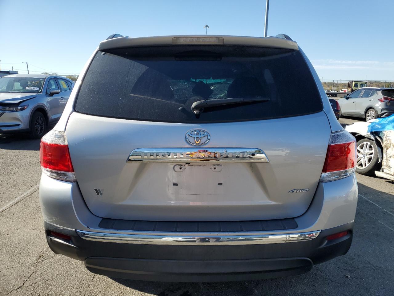 2012 Toyota Highlander Base VIN: 5TDBK3EH5CS140937 Lot: 75819154