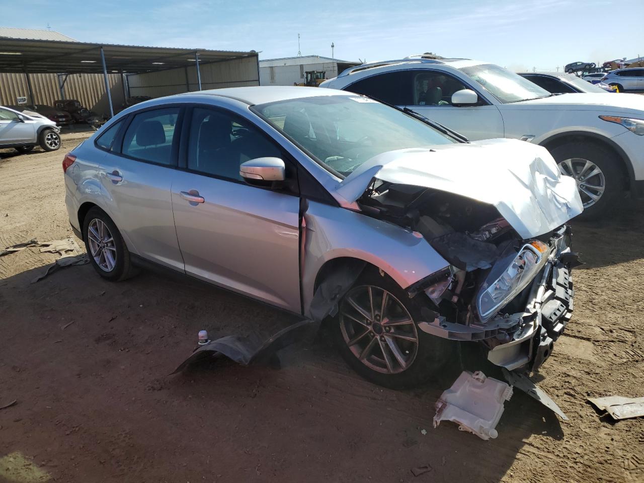 VIN 1FADP3F23GL205107 2016 FORD FOCUS no.4