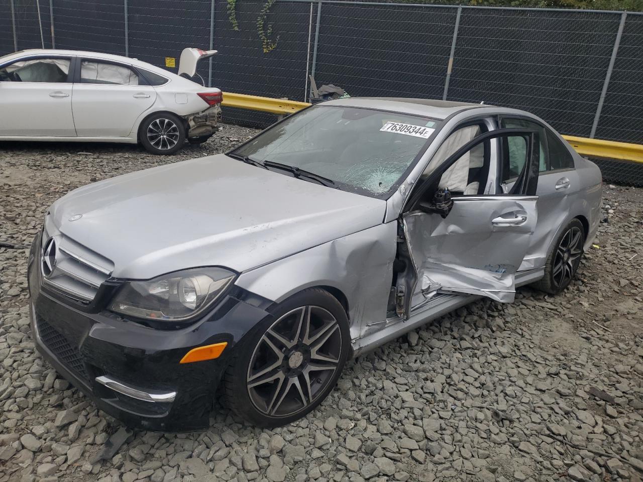 2012 Mercedes-Benz C-klasse - Image 1