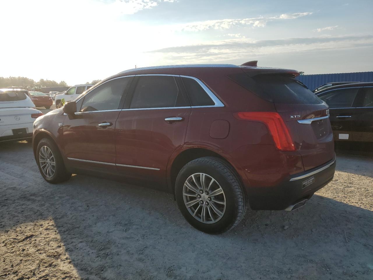2018 Cadillac XT5 - Image 2