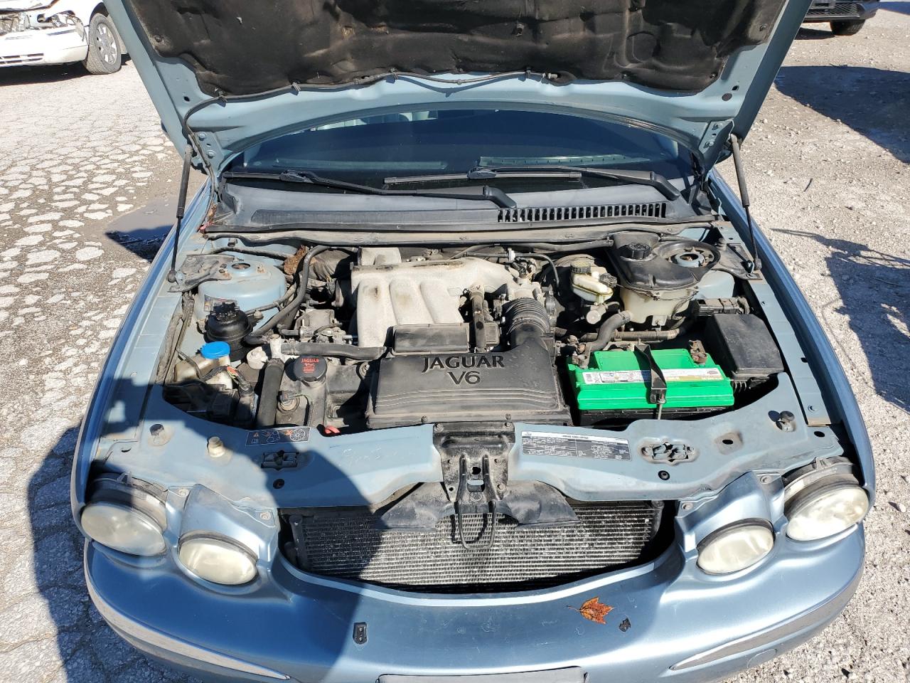 2004 Jaguar X-Type - Image 11