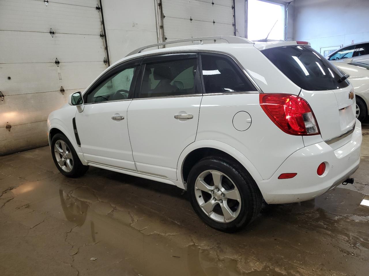 2013 Chevrolet Captiva - Image 2
