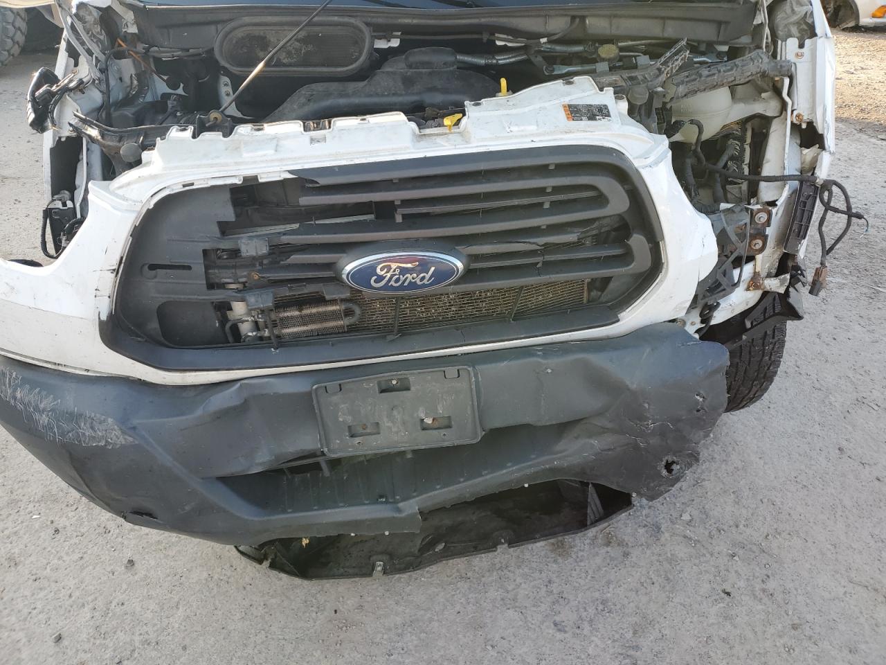 2015 Ford Transit - Image 13
