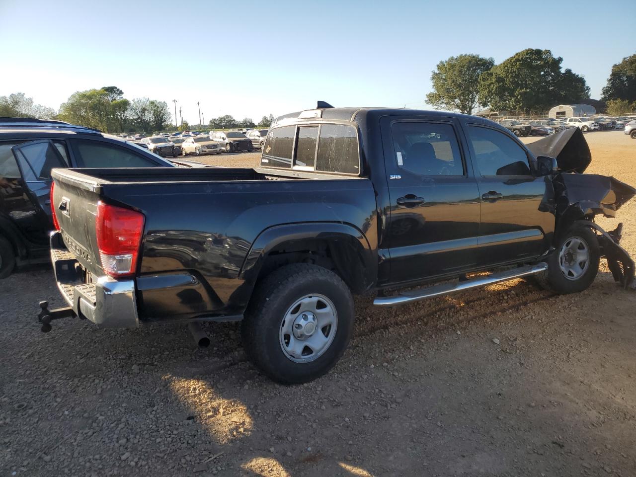 2017 Toyota Tacoma - Image 3