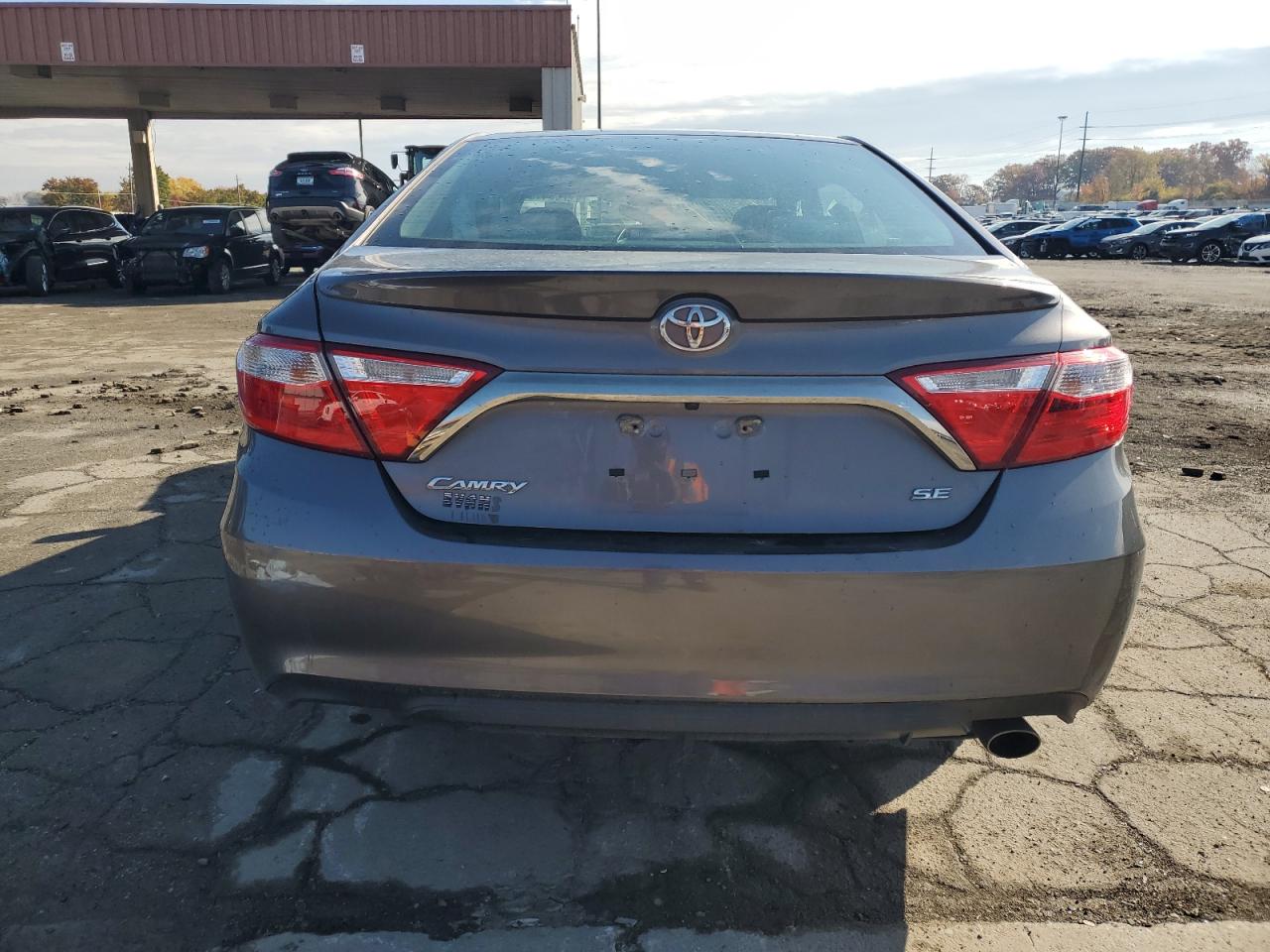 4T1BF1FKXHU383998 2017 Toyota Camry Le