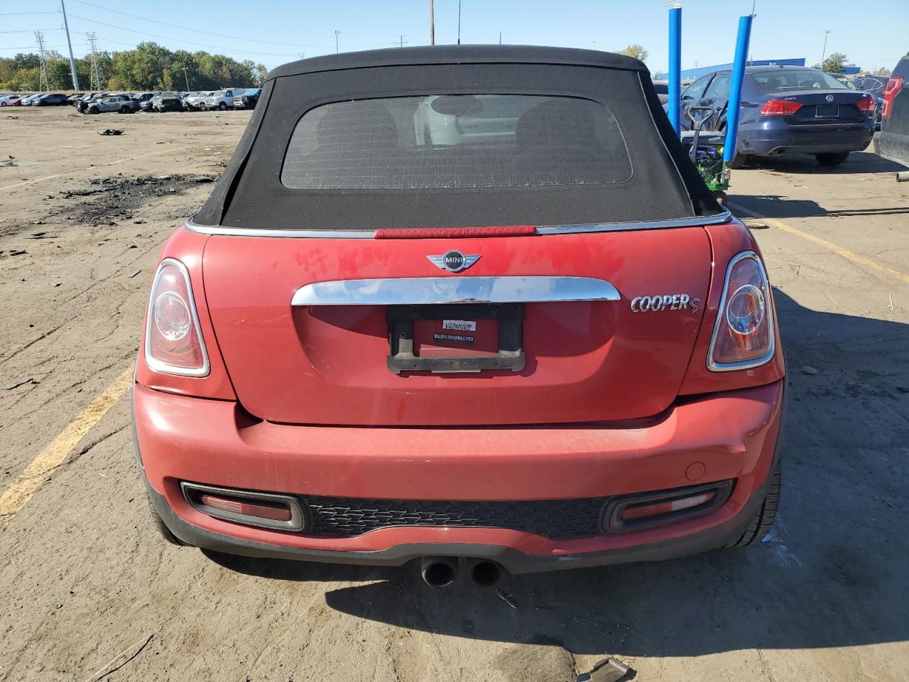 2011 Mini Cooper S VIN: WMWZP3C58BT249043 Lot: 75435324