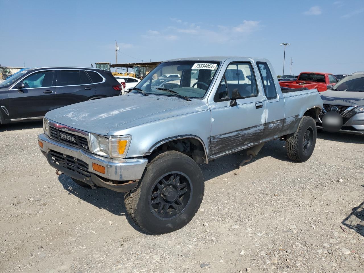 1990 Toyota Pickup - Image 1