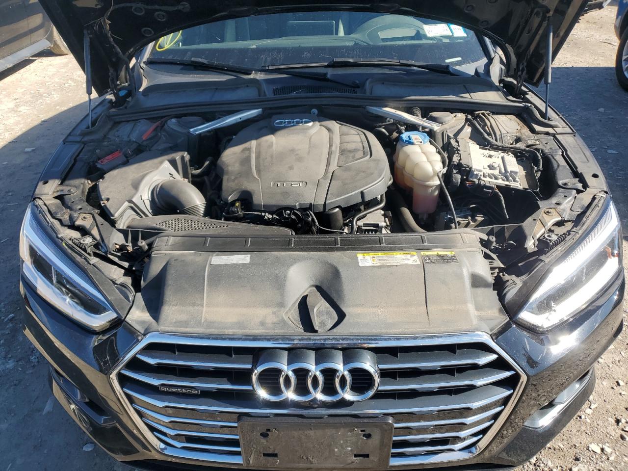 WAUCNCF54JA060889 2018 Audi A5 Prestige