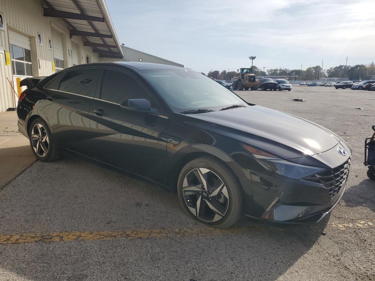 2022 Hyundai Elantra - Image 4