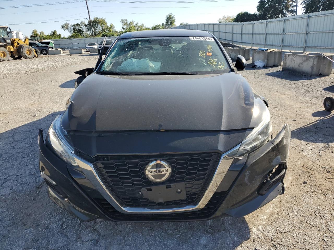 2020 Nissan Altima - Image 5
