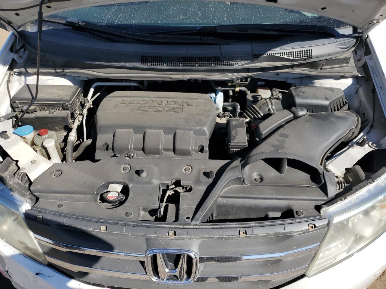 2012 Honda Odyssey - Image 12