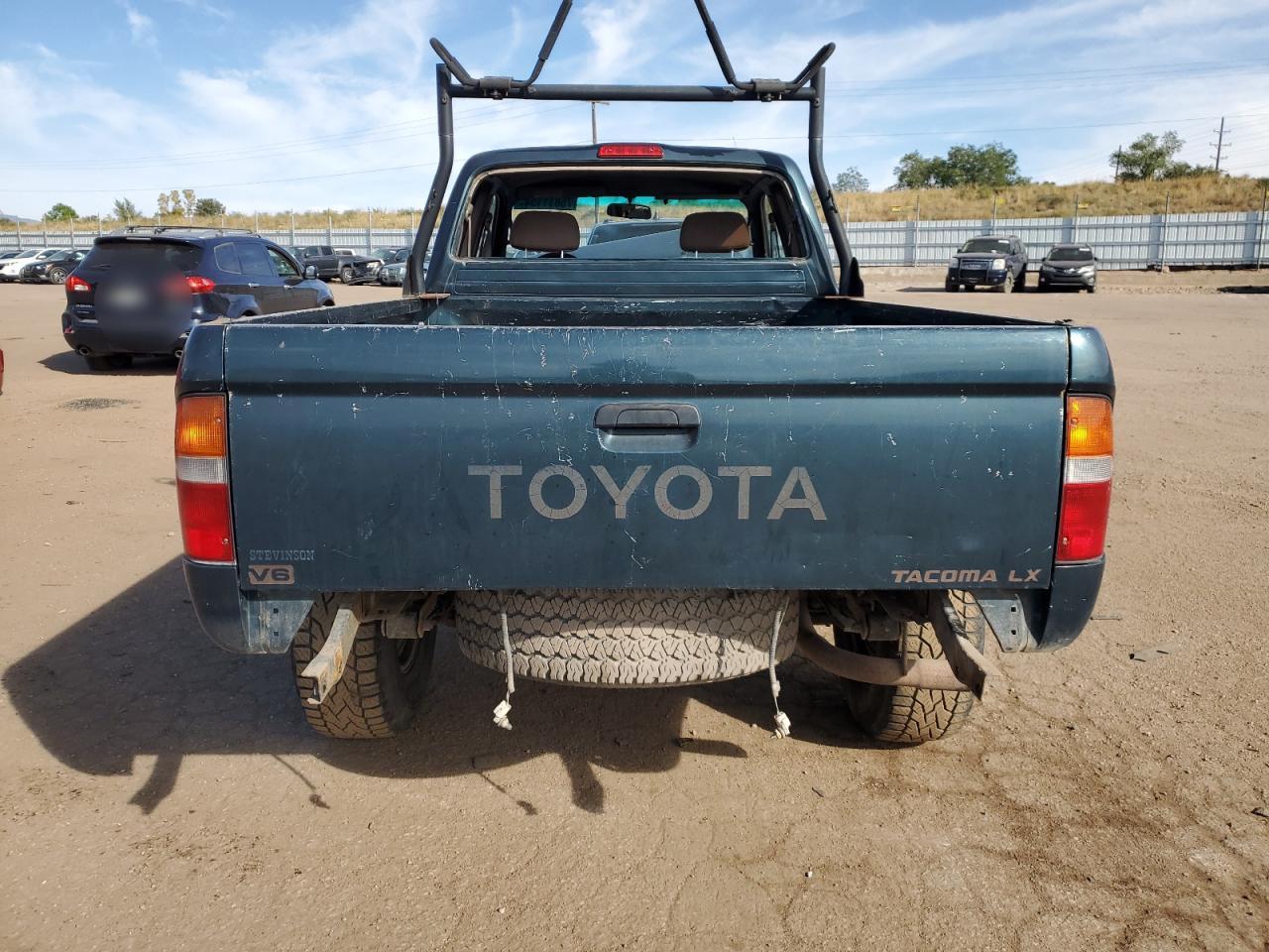 1997 Toyota Tacoma Xtracab VIN: 4TAWN72N7VZ256325 Lot: 75811154