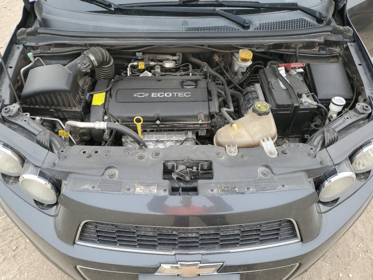 2015 Chevrolet Sonic - Image 13