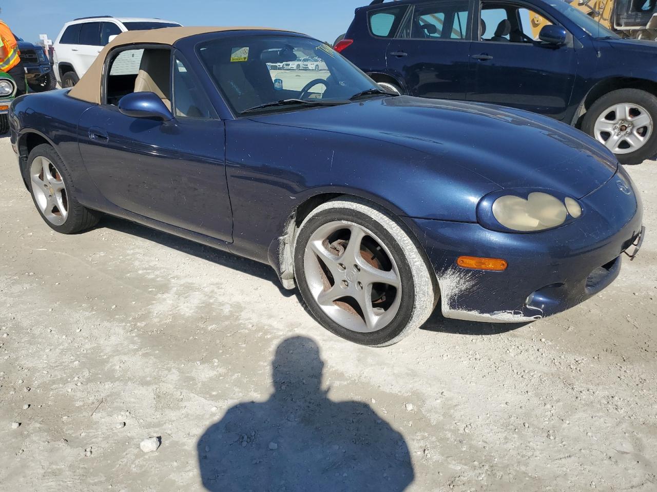 2003 Mazda Mx-5 Miata Base VIN: JM1NB353230310241 Lot: 77826314