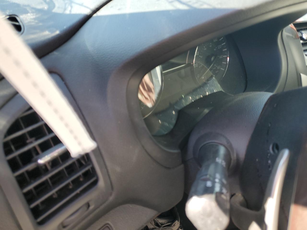 2018 Nissan Altima - Image 9