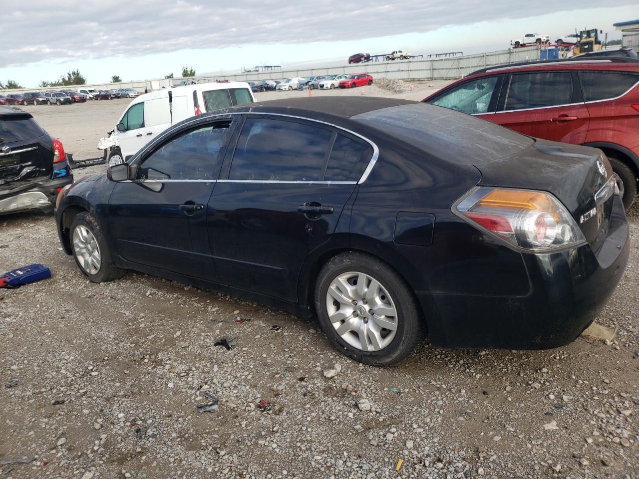 2012 Nissan Altima - Image 2
