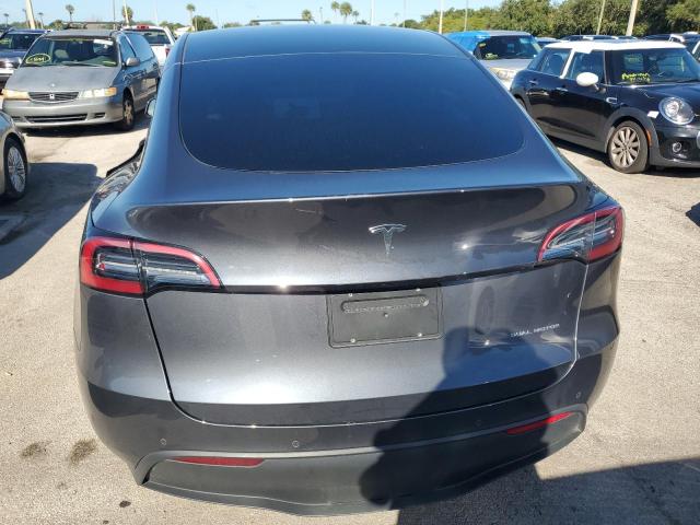 7SAYGAEE6NF576132 Tesla Model Y  6