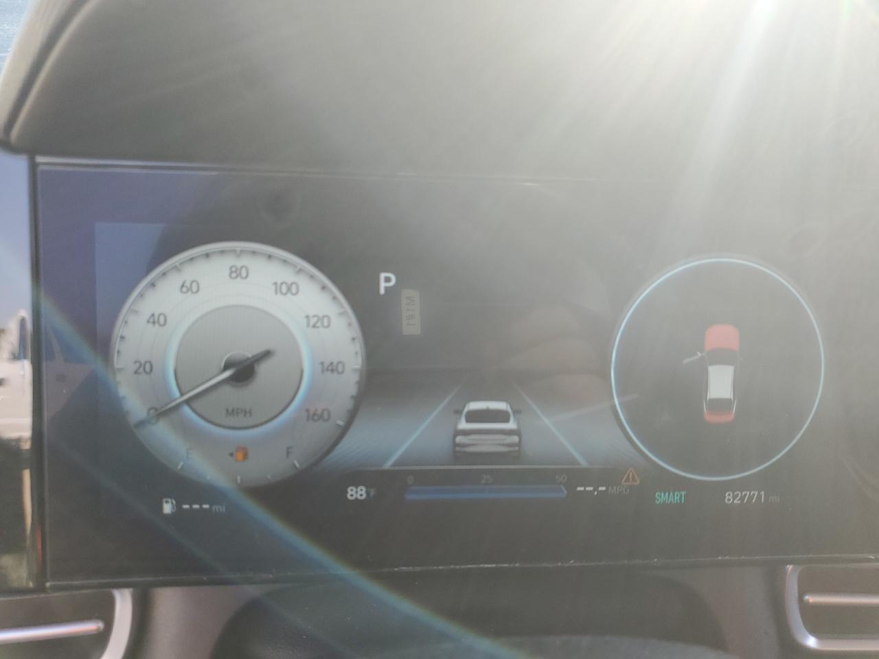 2023 Hyundai Elantra - Image 9