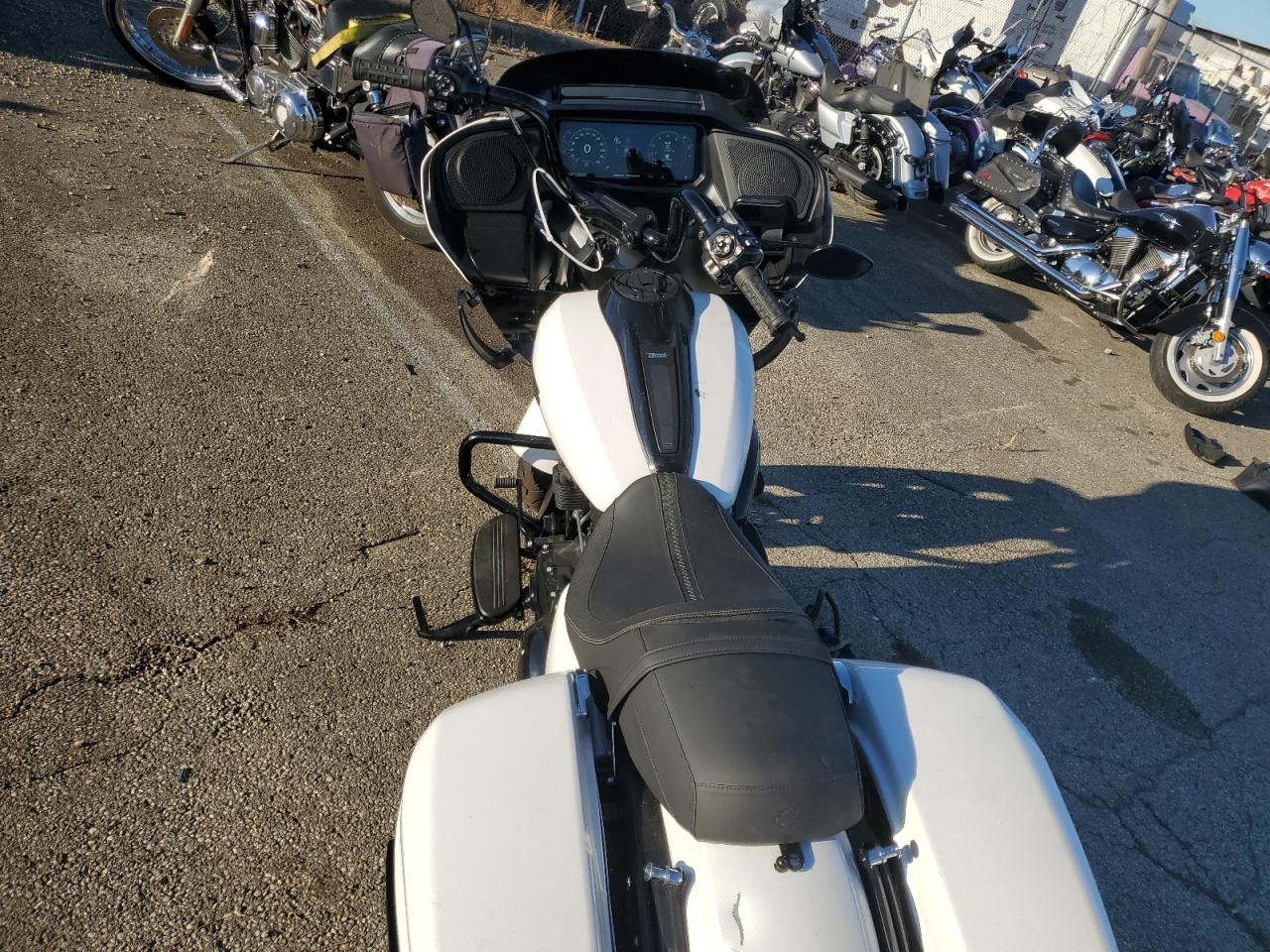 2024 Harley-Davidson Fltrx VIN: 1HD1KH717RB636300 Lot: 74003324