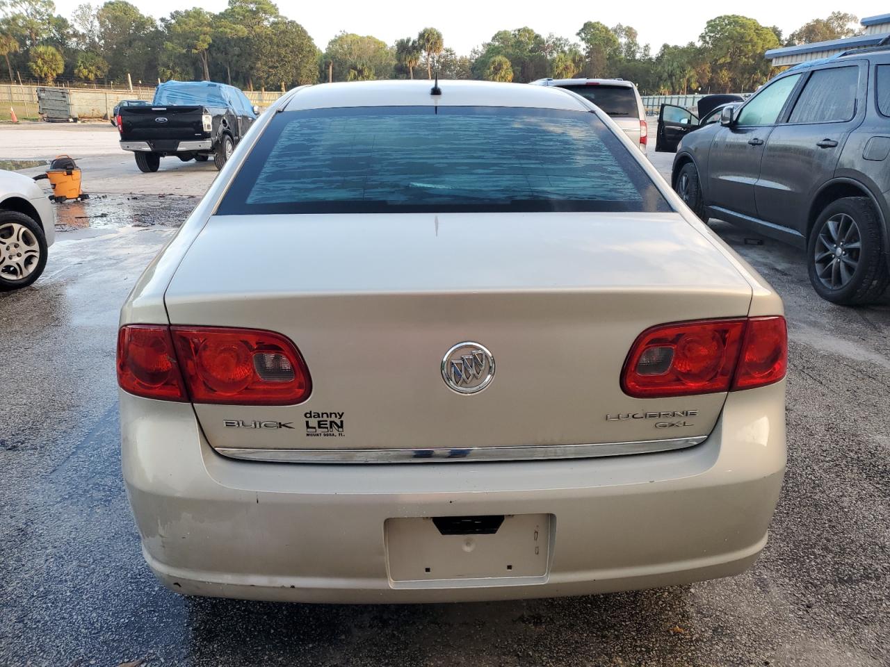 2008 Buick Lucerne Cxl VIN: 1G4HD57228U201345 Lot: 77464134