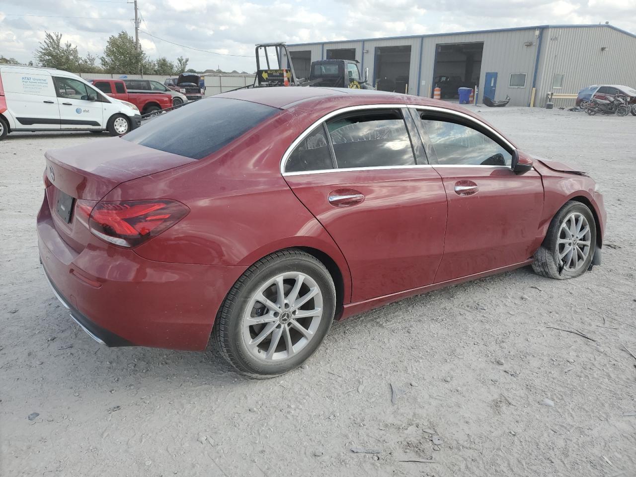 2021 Mercedes-Benz A-klasse - Image 3