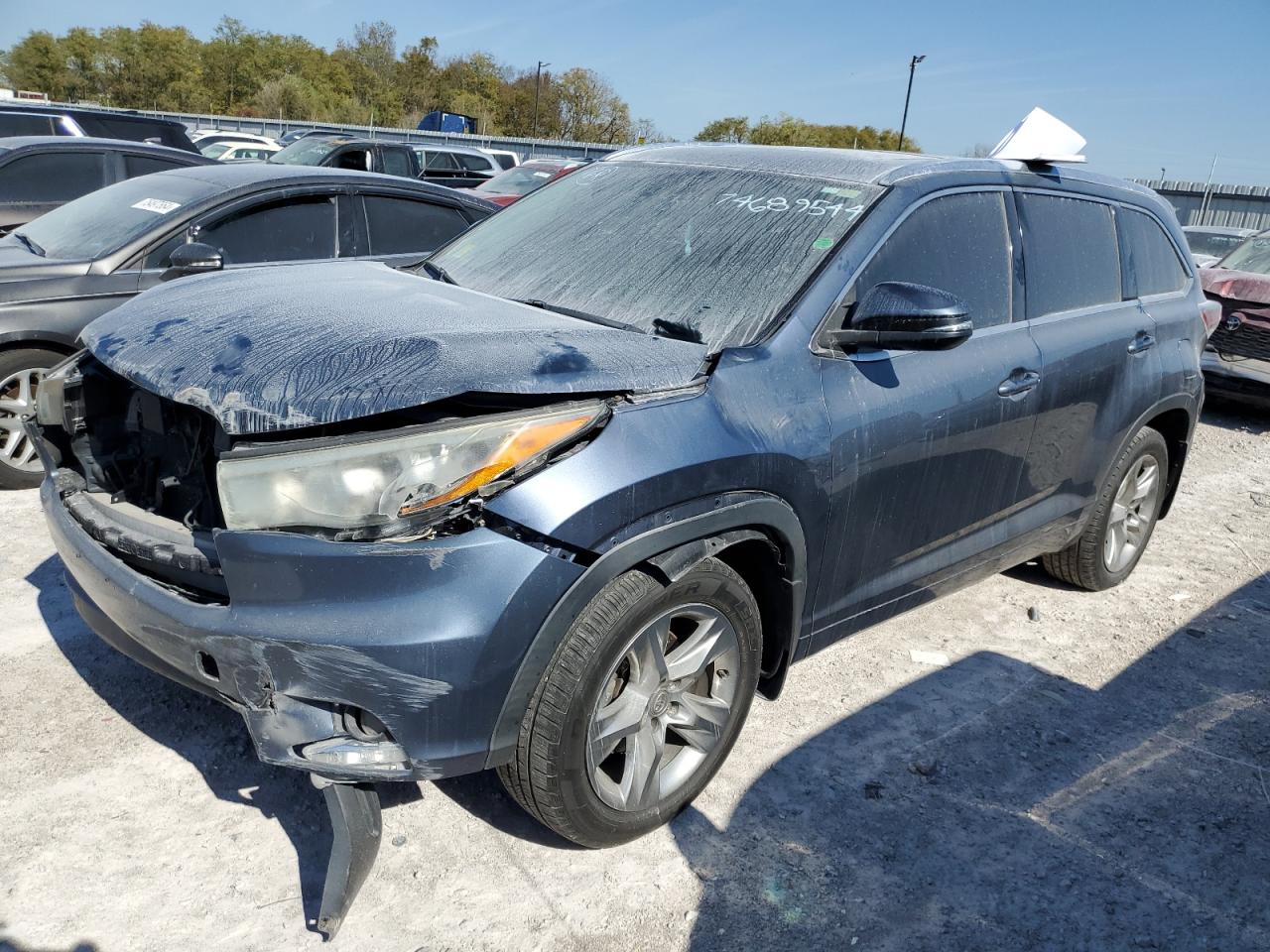 2014 Toyota Highlander - Image 1