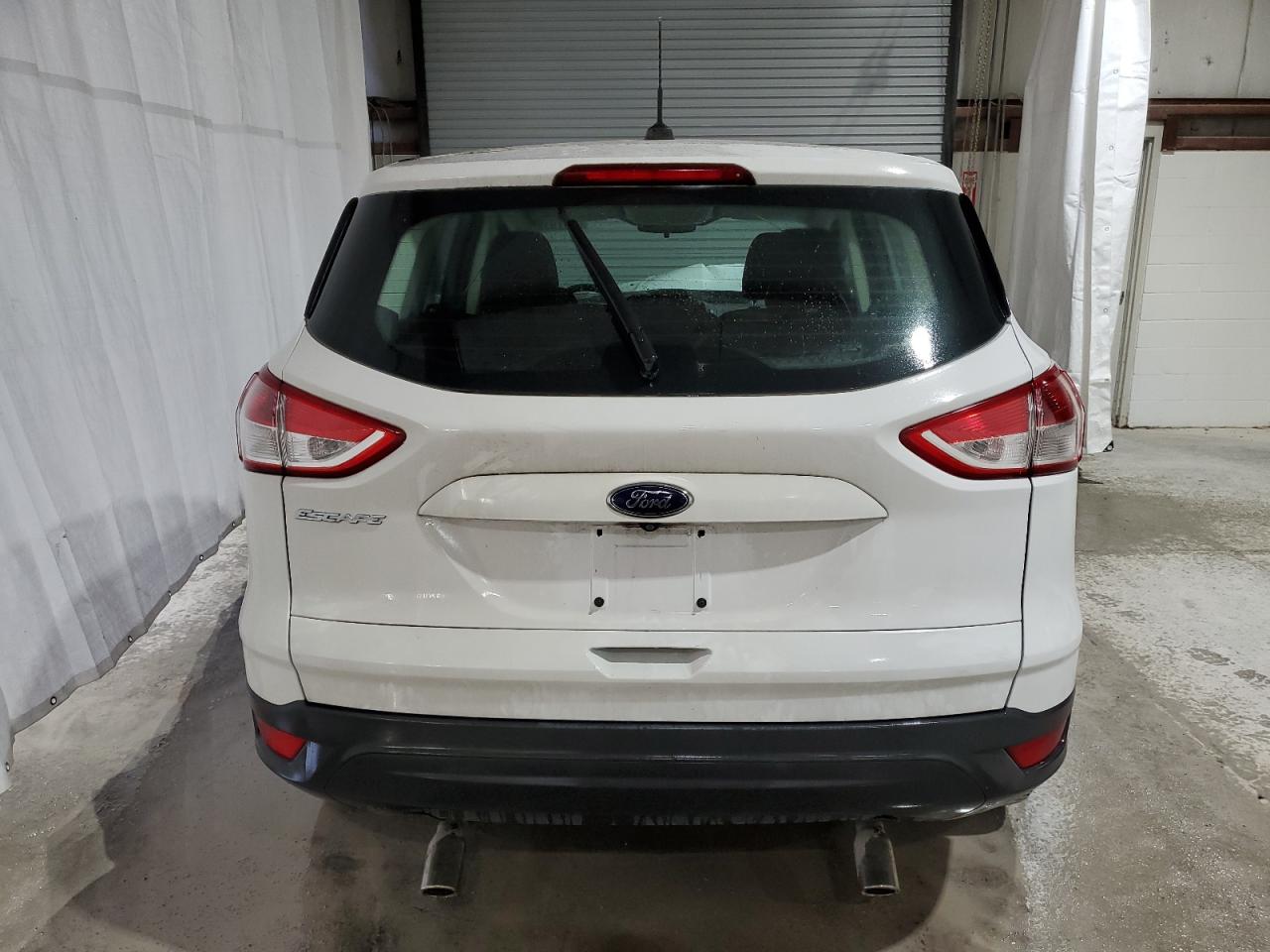 2014 Ford Escape S VIN: 1FMCU0F7XEUB77561 Lot: 75191534