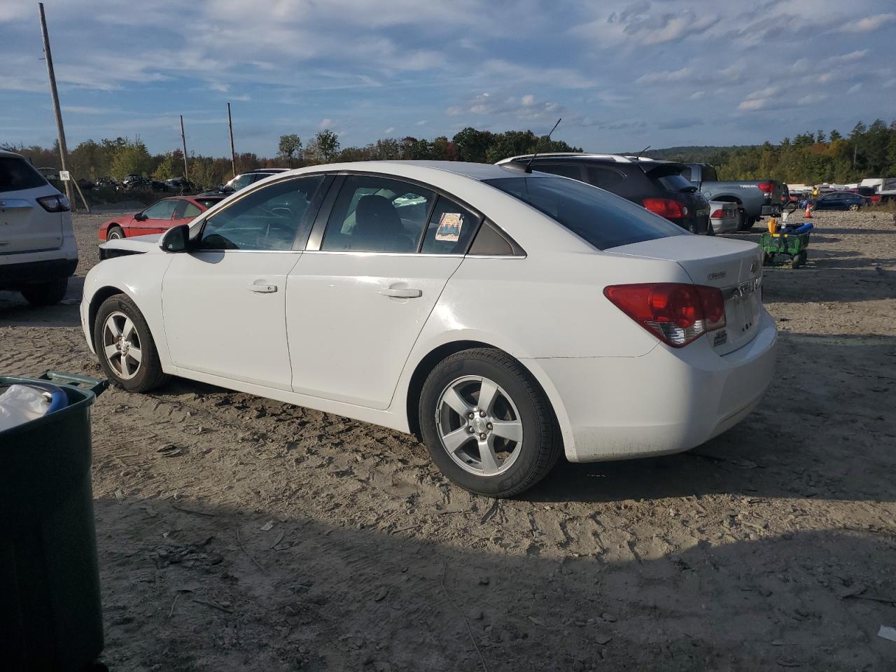 VIN 1G1PE5SB5G7143077 2016 CHEVROLET CRUZE no.2