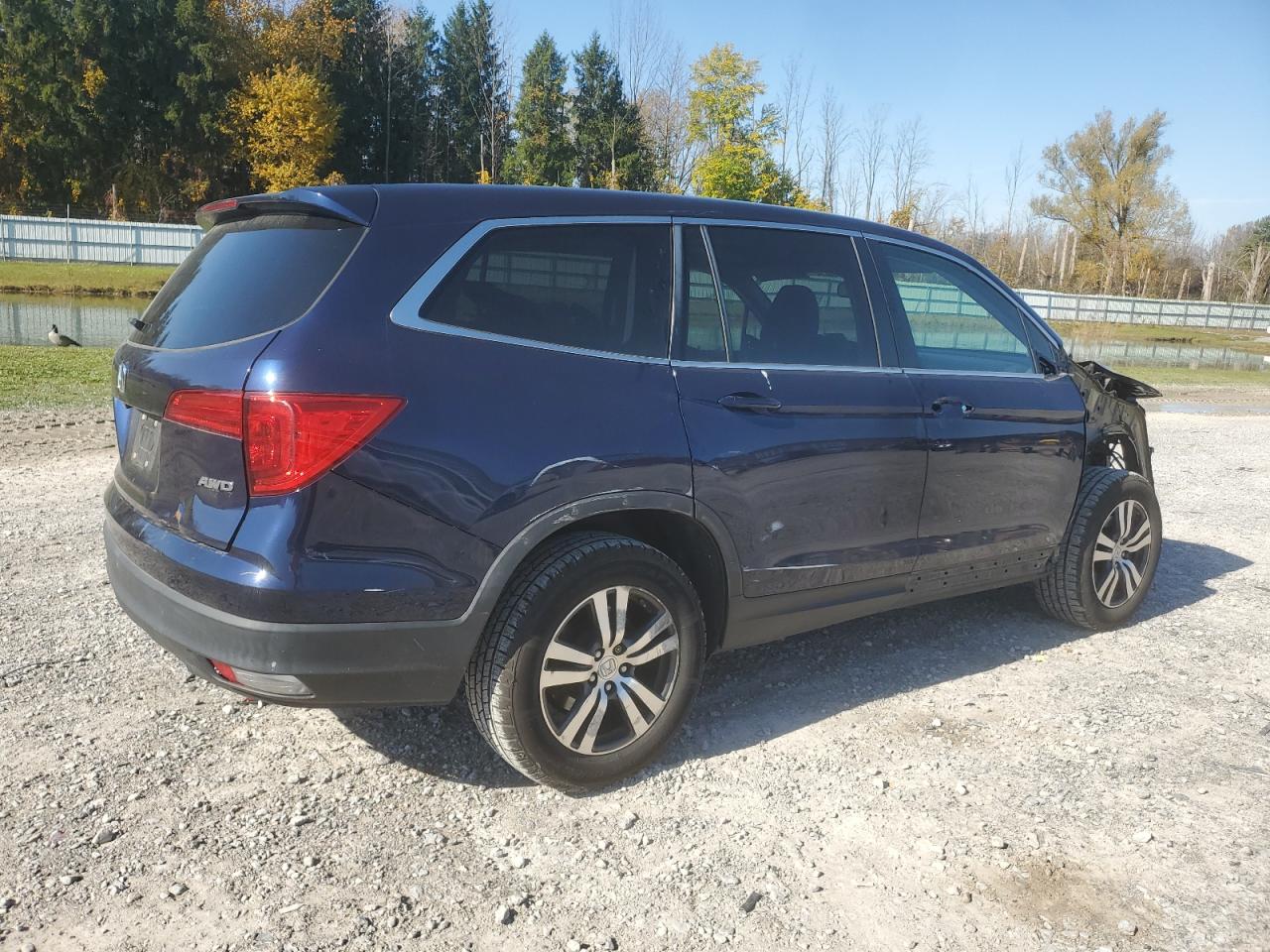 2017 Honda Pilot - Image 3