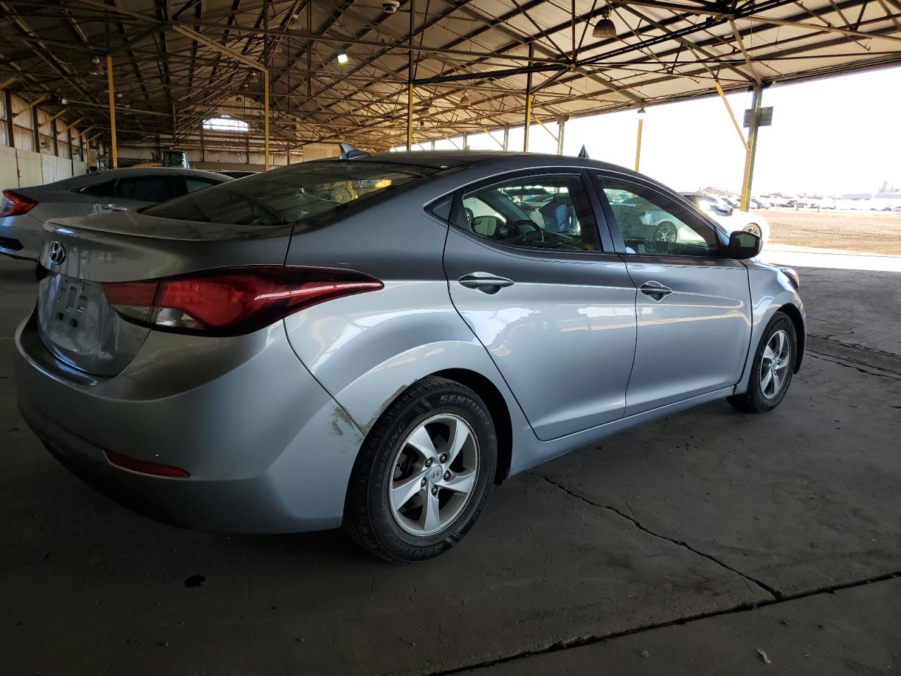 2015 Hyundai Elantra - Image 3