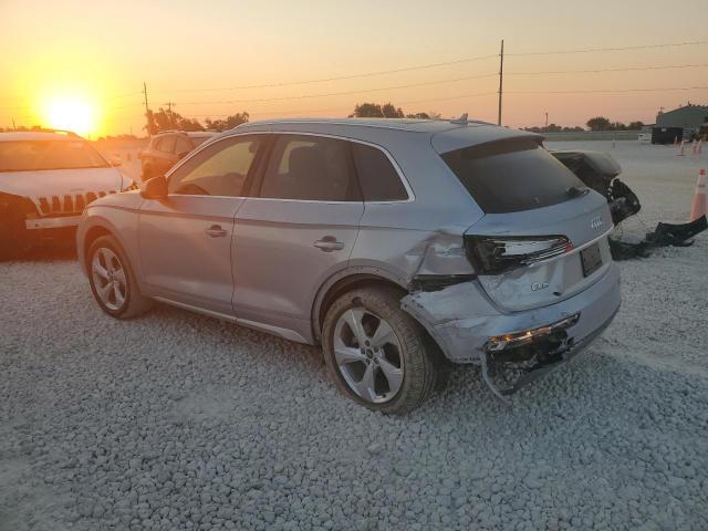 WA1BAAFY8M2017707 Audi Q5 PREMIUM 2