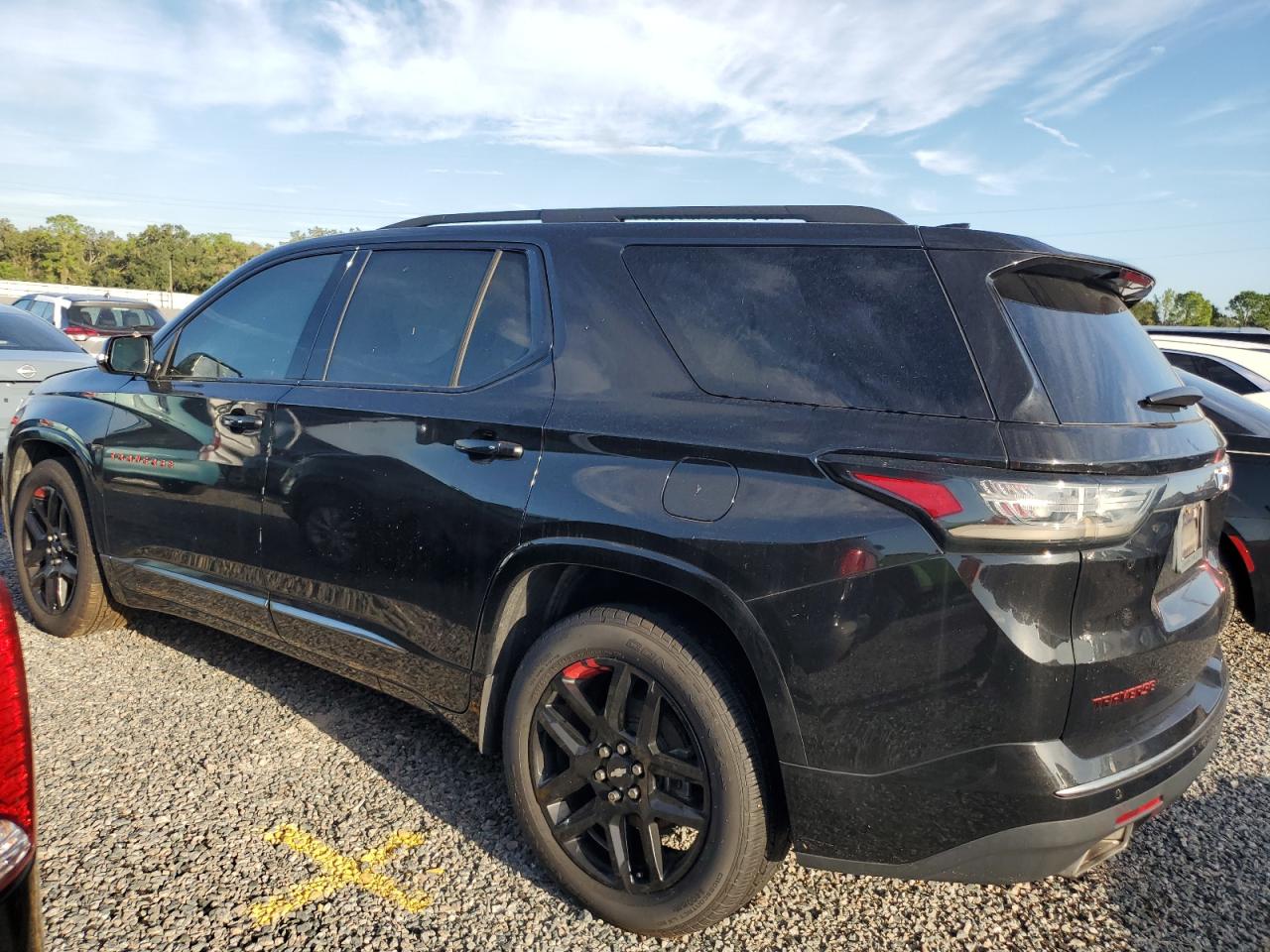 2019 Chevrolet Traverse - Image 2