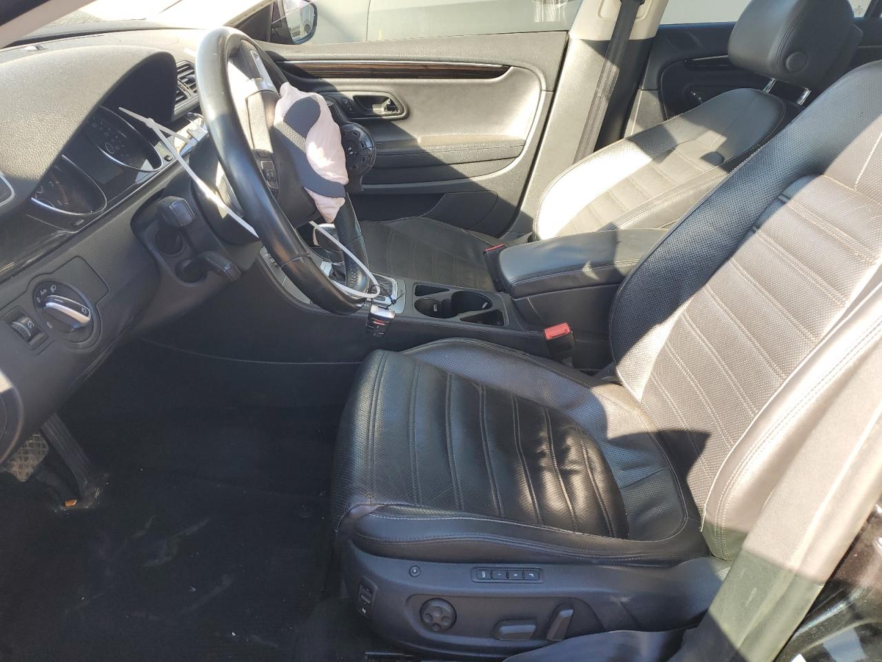 2013 Volkswagen Passat CC - Image 7