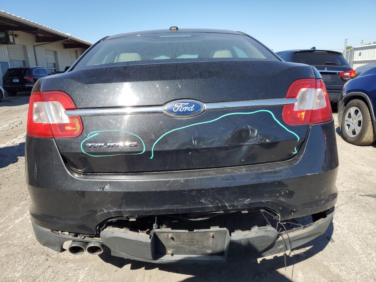 2011 Ford Taurus Se VIN: 1FAHP2DW2BG147235 Lot: 74740274