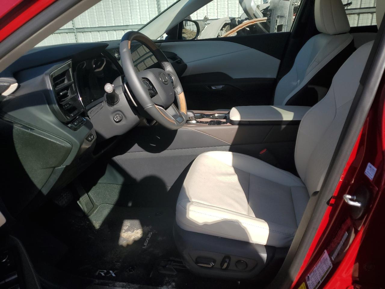2024 Lexus RX - Image 7