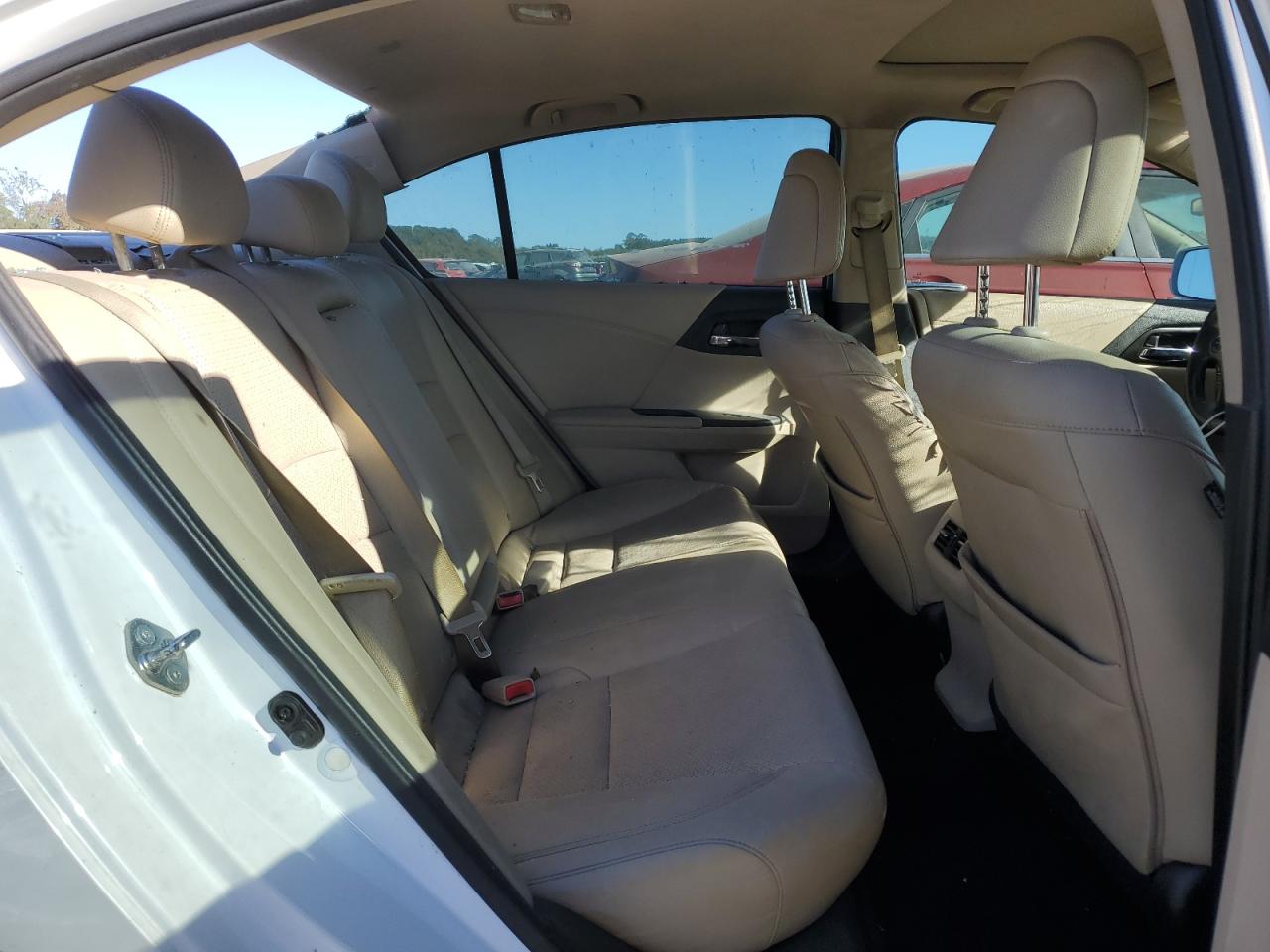 2015 Honda Accord - Image 10