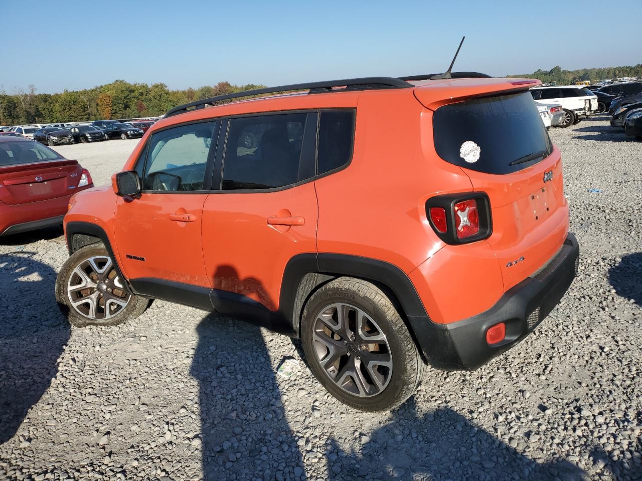 2016 Jeep Renegade - Image 2