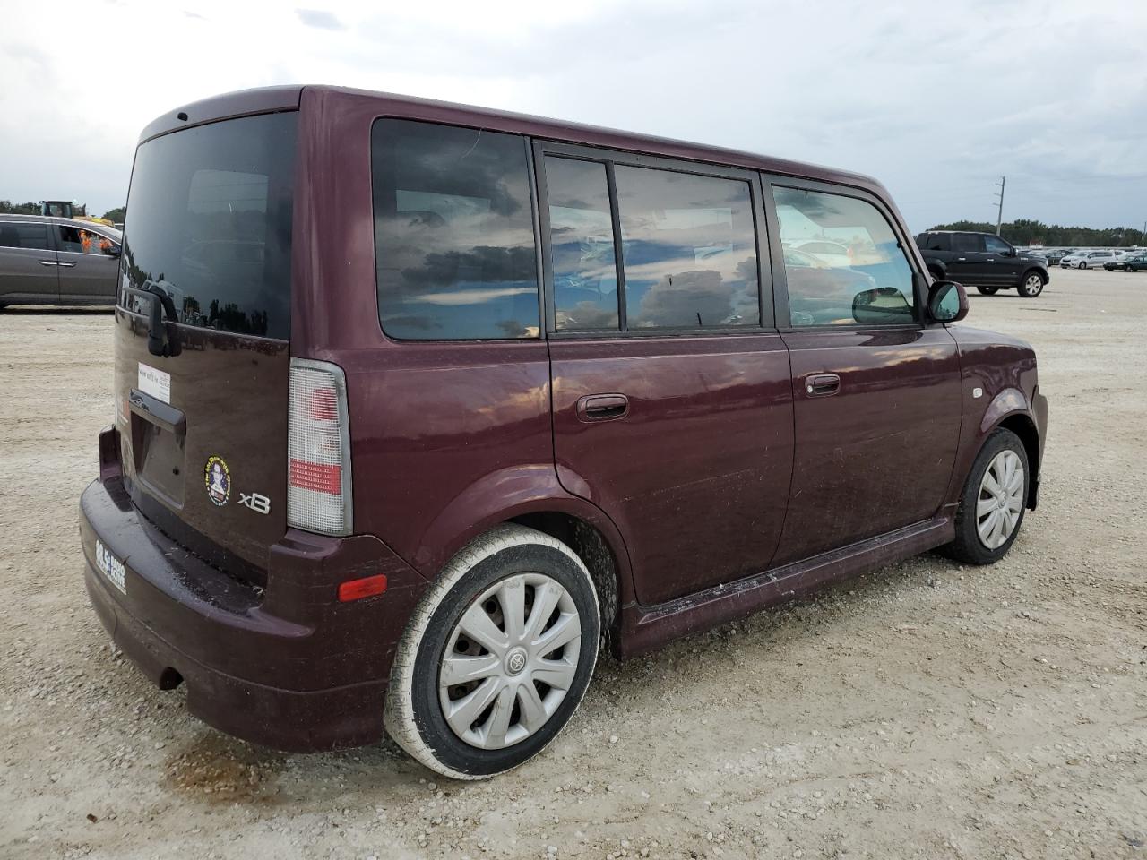 2005 Toyota Scion Xb VIN: JTLKT324650178184 Lot: 73779984