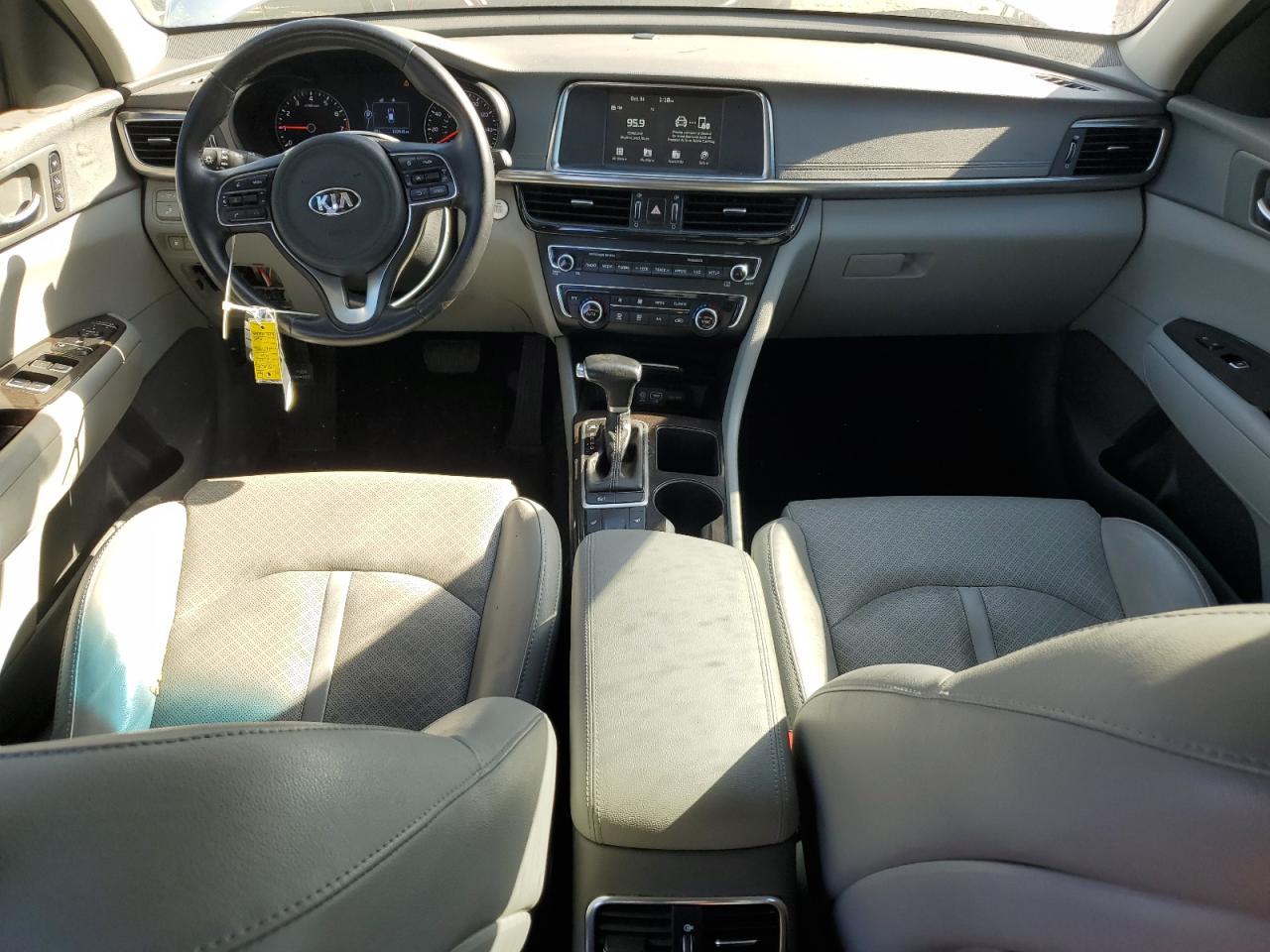 2018 Kia Optima - Image 8