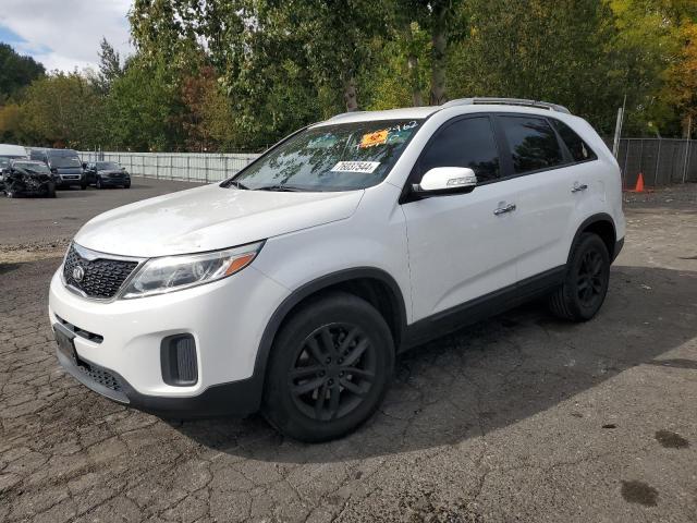  KIA SORENTO 2015 Белый