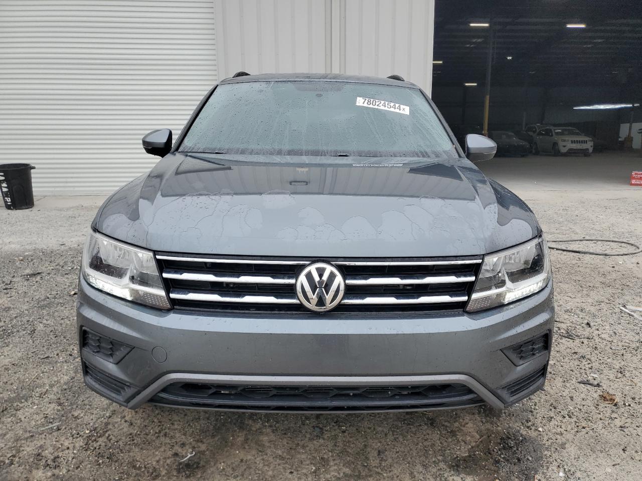2020 Volkswagen Tiguan - Image 5