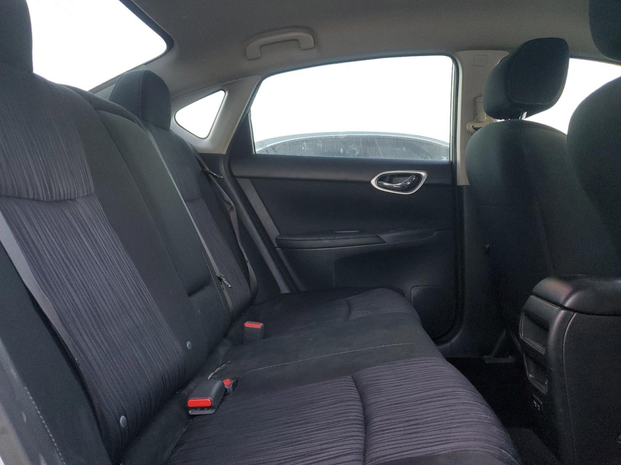 2019 Nissan Sentra - Image 10