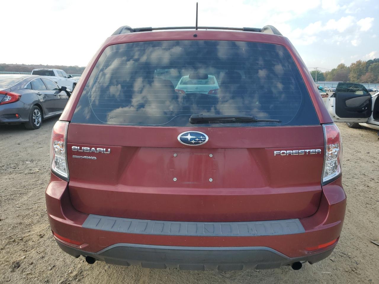 2012 Subaru Forester 2.5X VIN: JF2SHBBC7CH427364 Lot: 77548224