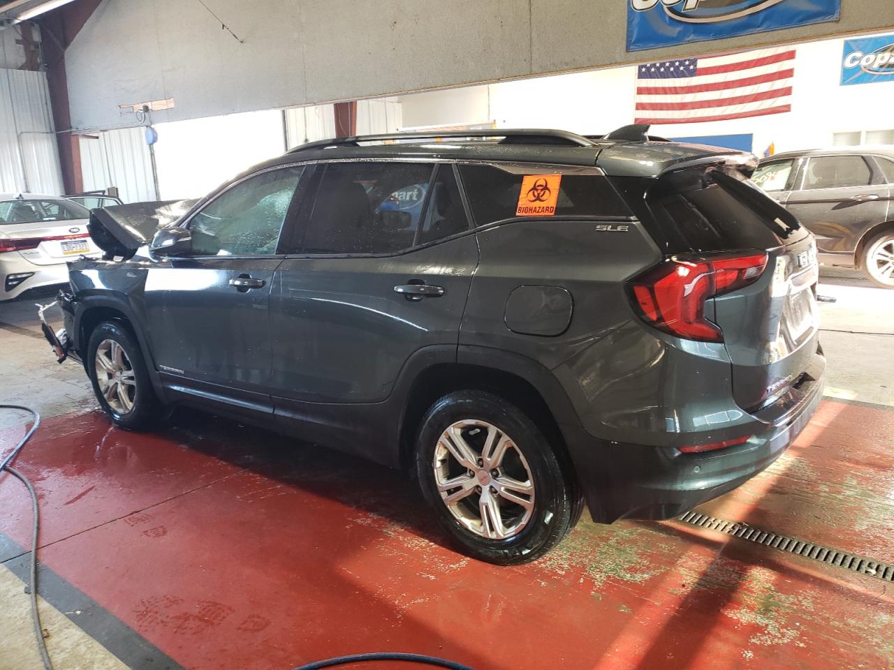 2020 GMC Terrain - Image 2