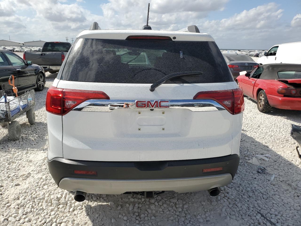 2017 GMC Acadia - Image 6