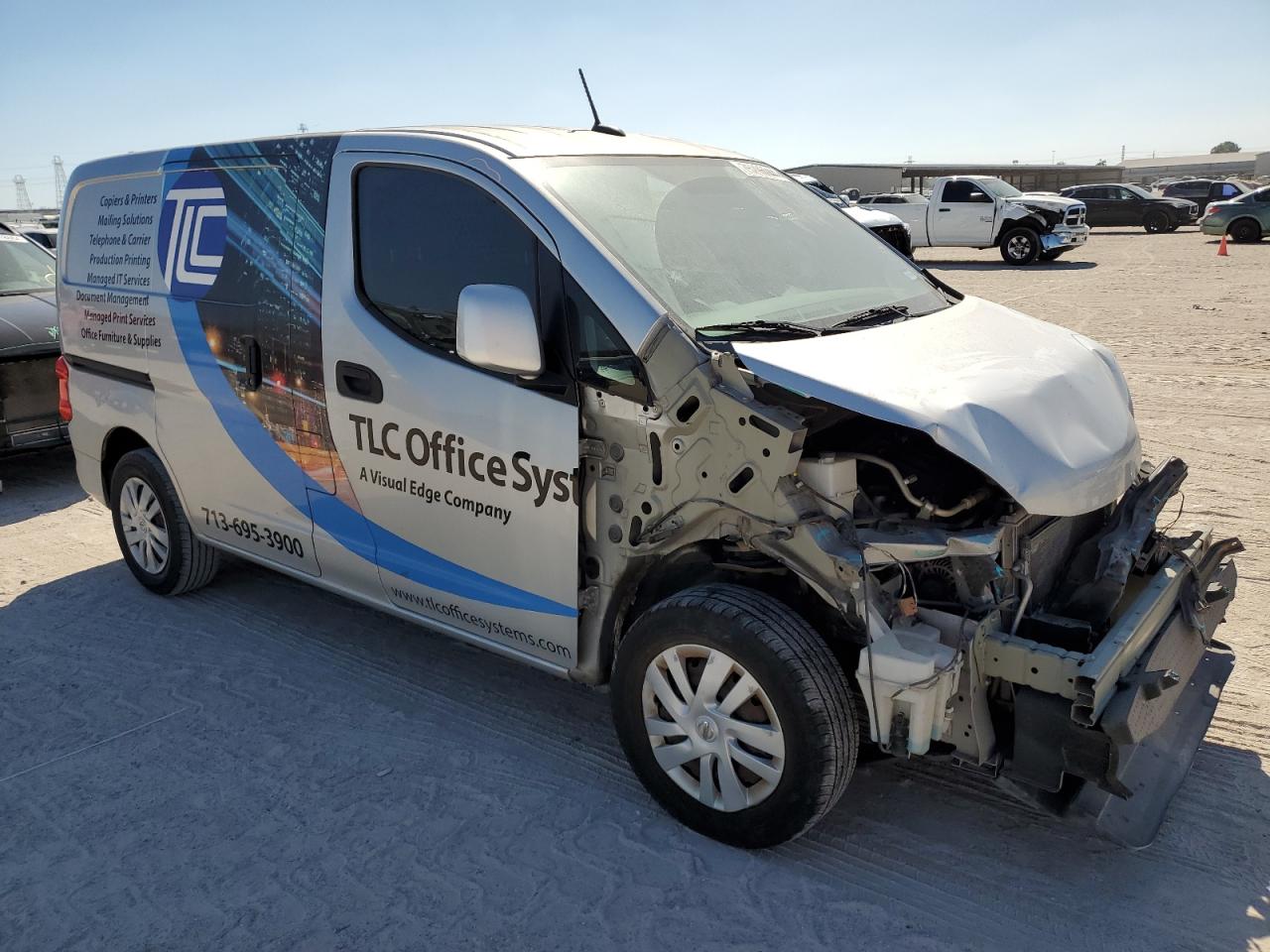 2018 Nissan NV - Image 4