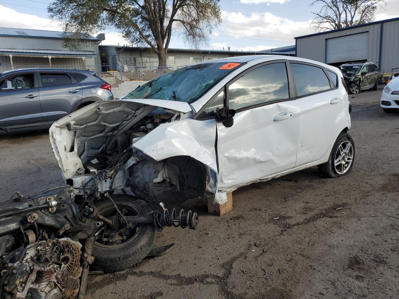 VIN 3FADP4EJ3KM112805 2019 FORD FIESTA no.1