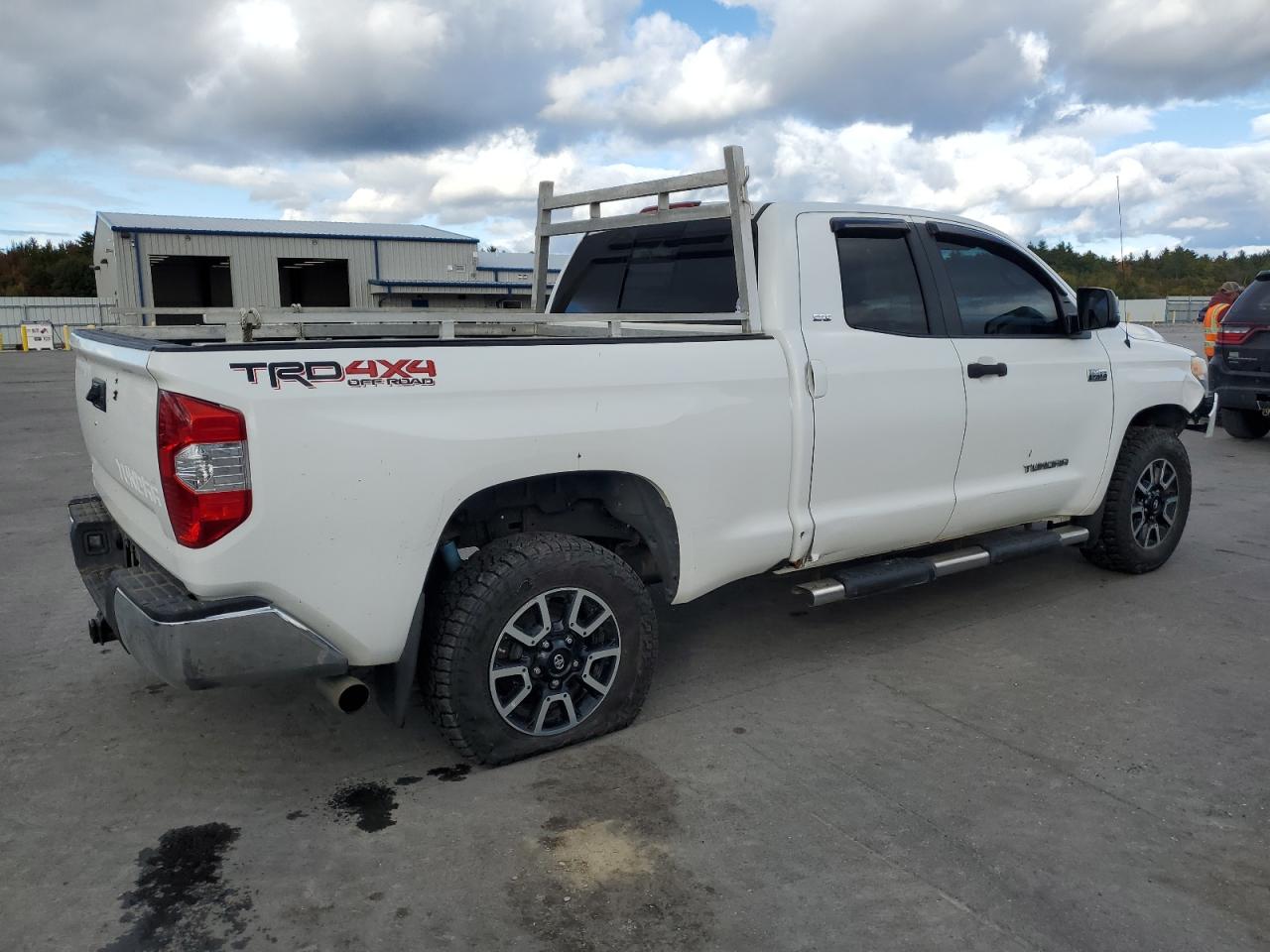 VIN 5TFUY5F18EX342561 2014 TOYOTA TUNDRA no.3