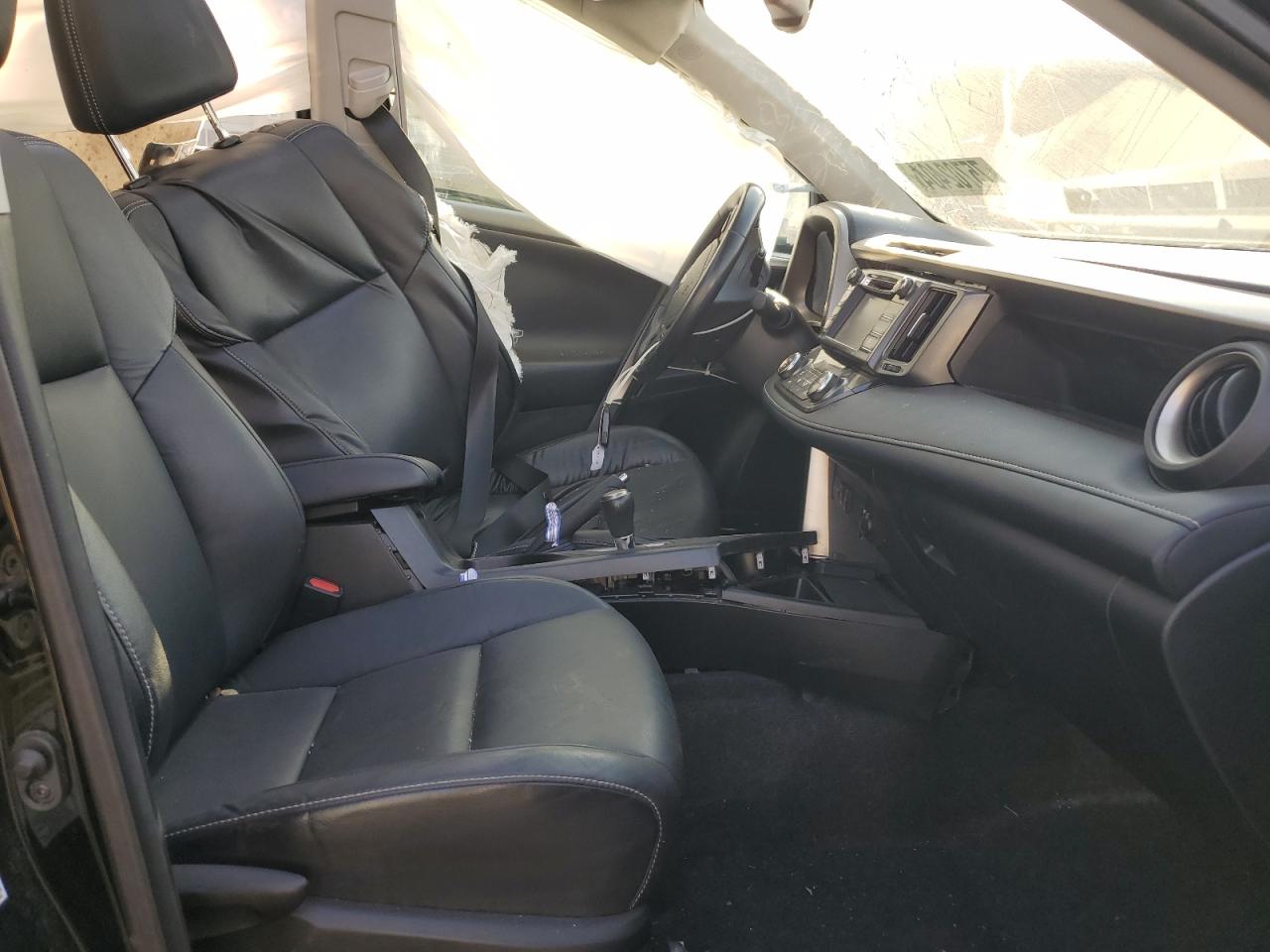 2015 Toyota RAV 4 - Image 7