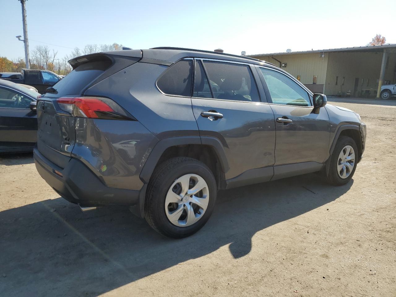 2019 Toyota RAV 4 - Image 3